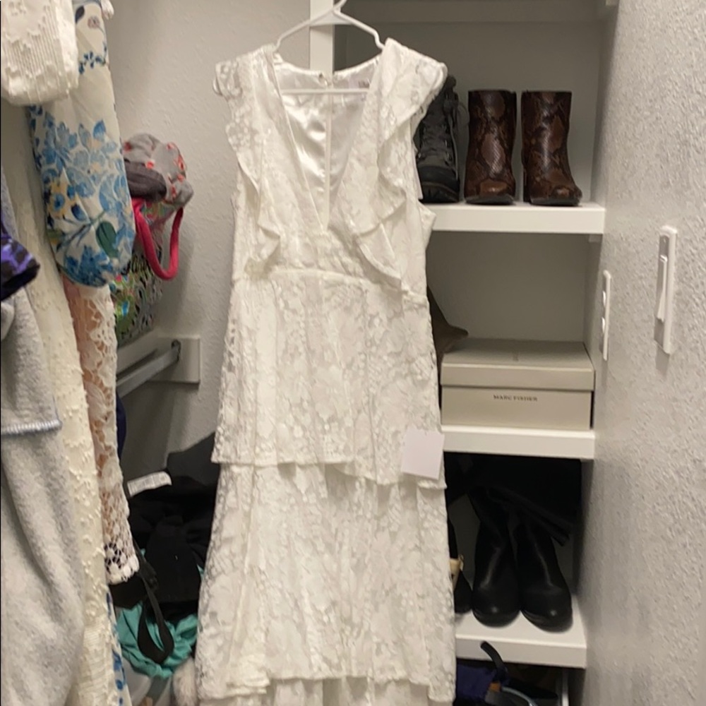 White lulus dress